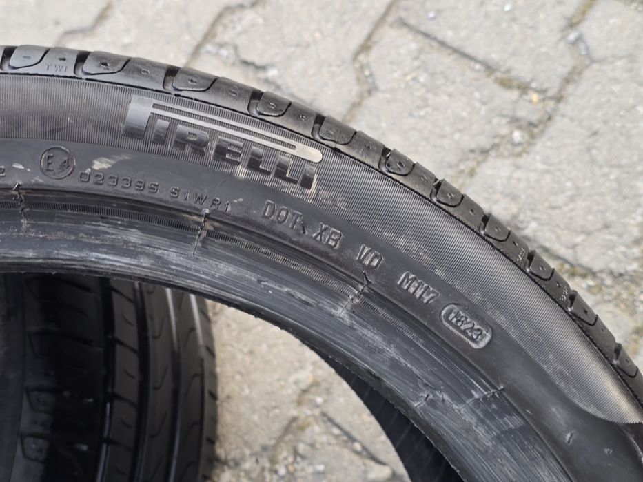 245 40 18 Pirelli