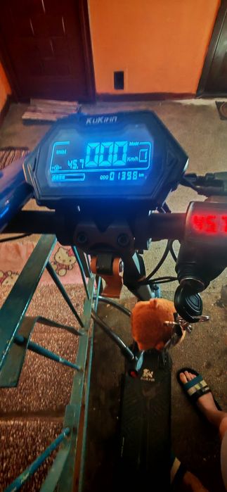 Se vinde Kukirin G2 max