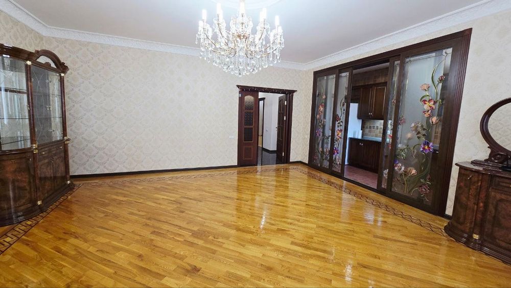 Габус Чехова 113квм 5комн