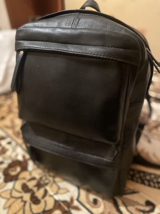 Продам портфель кожа