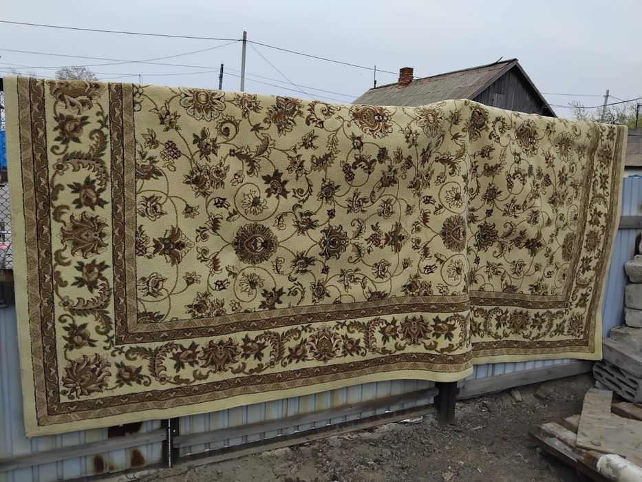 Продам ковёр состояния хорошая