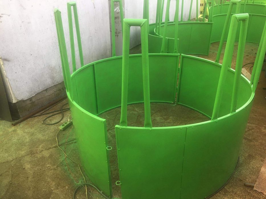Пасищни хранилки за крави ,телета
