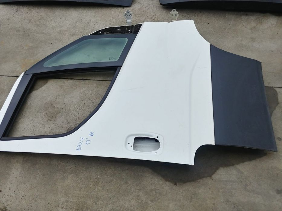 usa portiera dreapta fata  iveco daily 3 2019