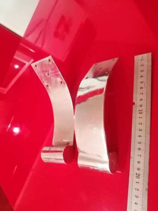 Продам металлические ножки для мебели