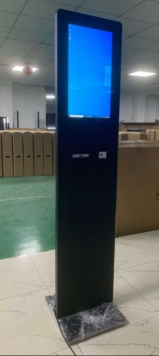 Интерактивный инфокиоск 21.5, 32 с ОЧЕРЕДЬ ЧЕКОВОЙ