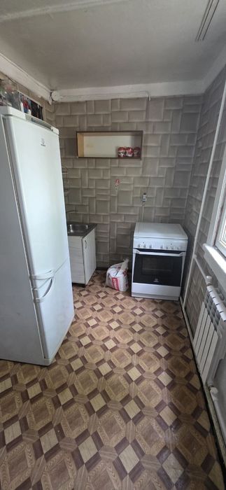 Аренда 3 х ком квартиру Сергели Спутнике в деревянном доме пустая 300.