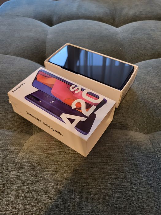 Telefon Samsung Galaxy A20s 32GB Blue cutie originala ca nou