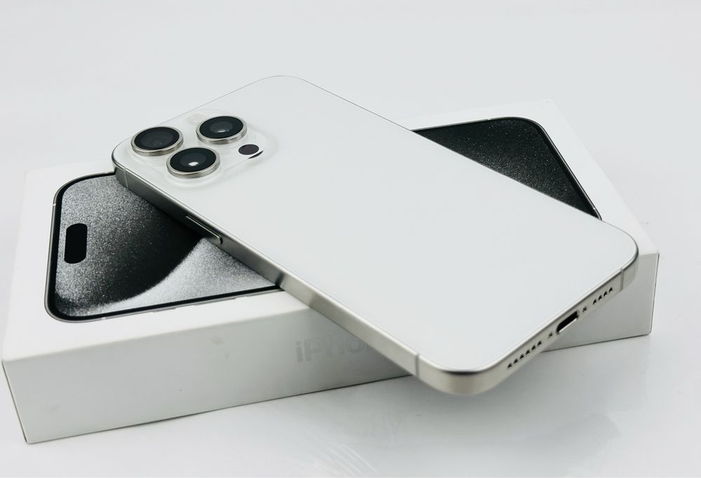 Apple iPhone 15 Pro Max 256GB White Titanium 100% Батерия! Гаранция!