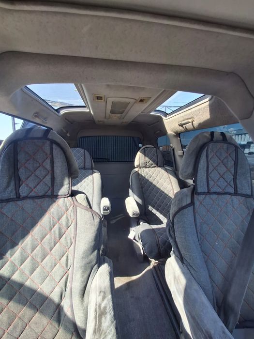 Делика срочна продаётся на ходу машина