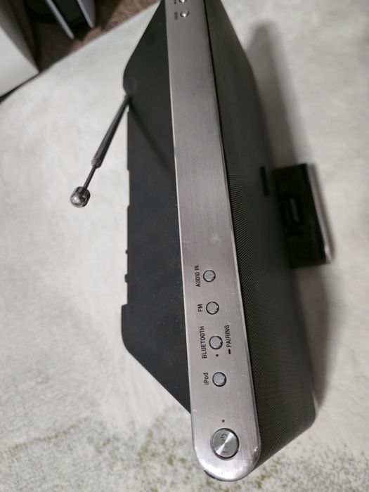 Sony RDP-XF300 ip Bluetooth boxe iPhone 32 pini ,Apple