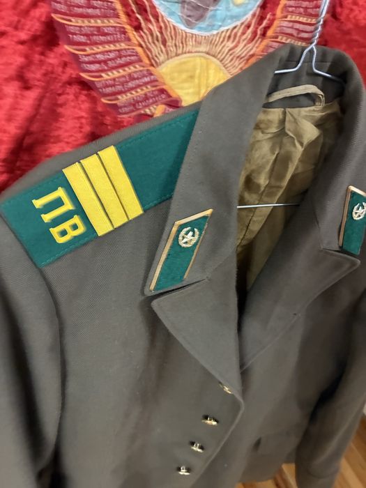 Продаю китель пограничной войск