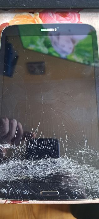 Telefoane si tableta pentru piese