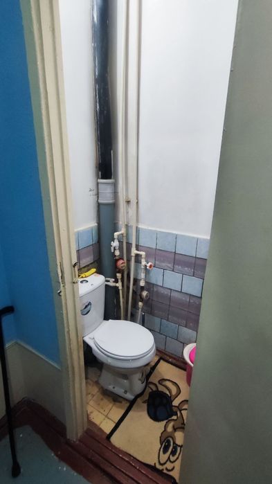 3 каватда жойлашган 2 хонали квартира тезда сотилади. Дом ветренний кв