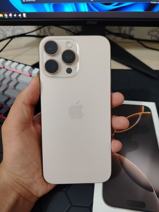 Продам Iphone 16 pro max
