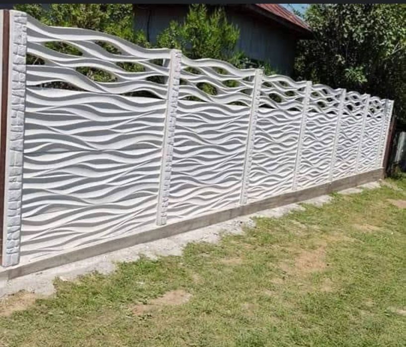 Gard din placi de beton