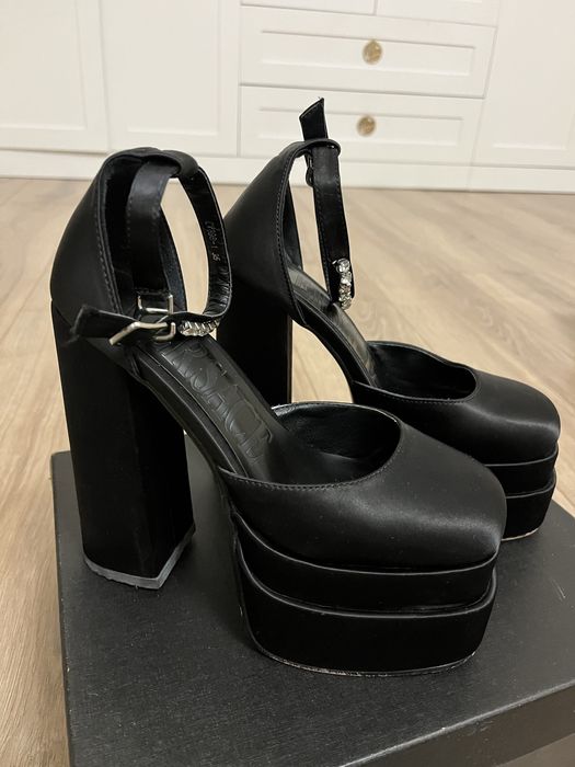 Туфли в стиле Versace на платформе, чёрные