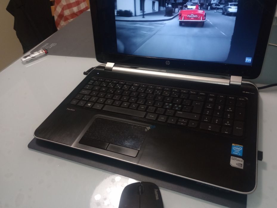 HP 15, Intel i7, video dedicat 2 gb, 8 gb ram,  1.000 GB , ieftin