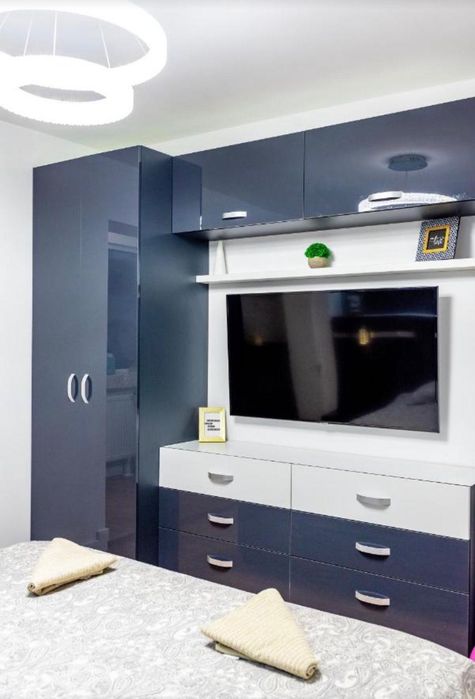 PF inchiriez apartament cu 2 camere, situat în cartierul Manastur, Cluj-Napoca.