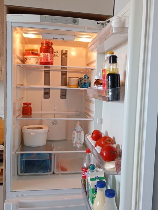 холодильник Hotpoint Ariston