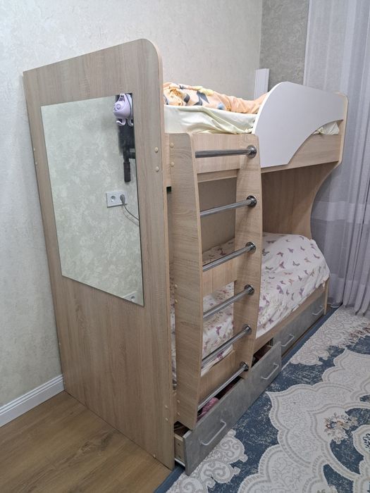 Двухъярустная кровать