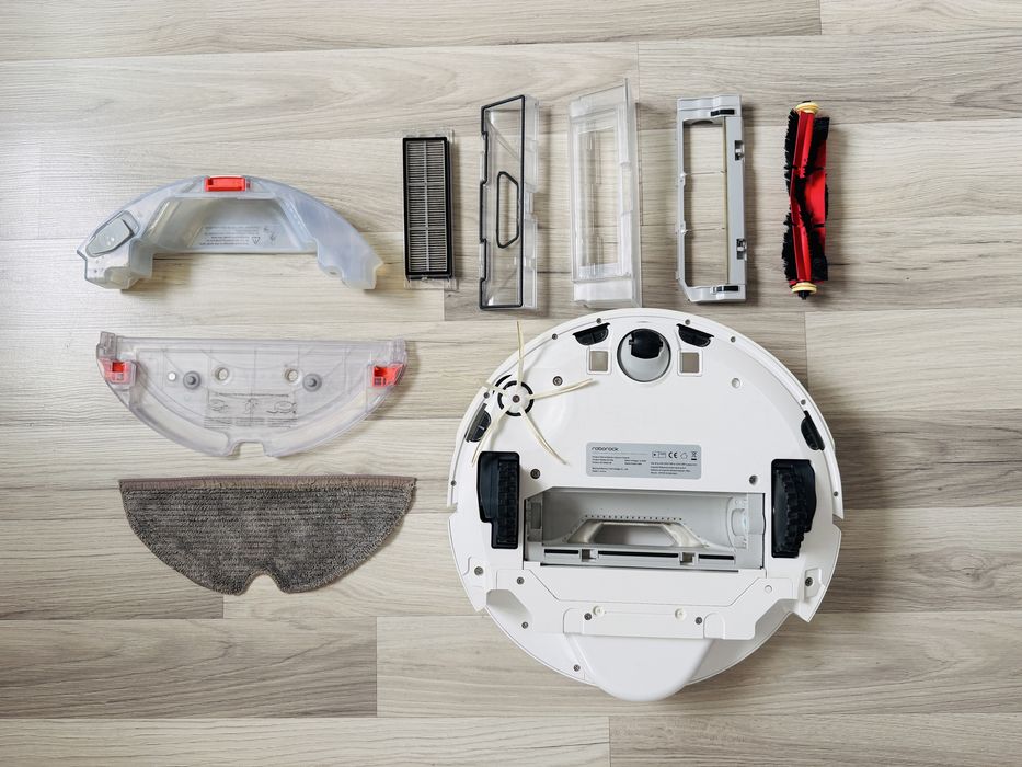 Roborock S5 Max Aspirator robot la cutie