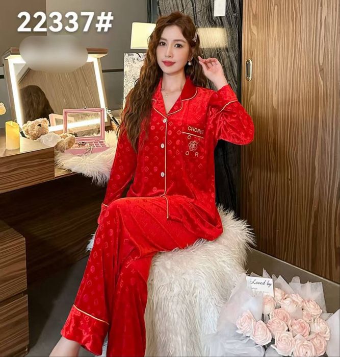 Qizi, onasi va otasi porno video