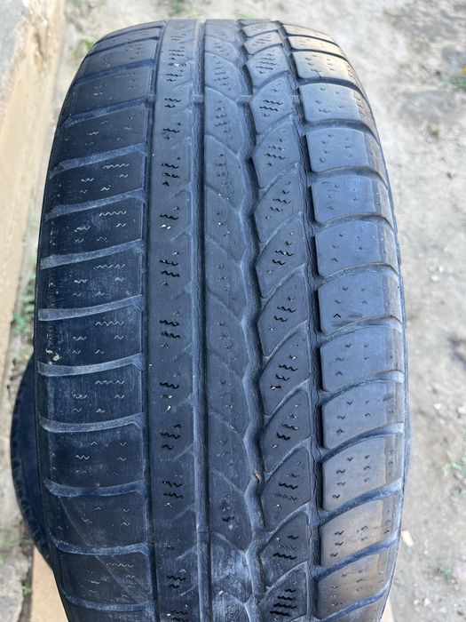 Продам шины r17 215/60