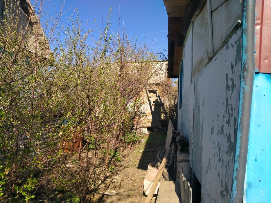 Срочно продаётся дача,район  Лесхоз