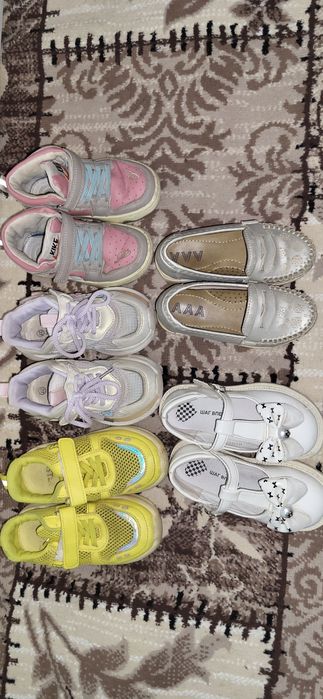 Обувь для девочки 1 пара по 5000 сум