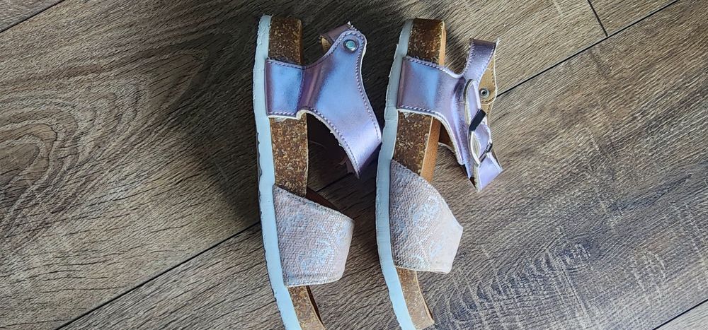 Guess Scarlet FJ6SCA FAL03. Сандали 
Сандали Scarl