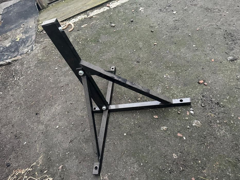 Продам боксёрскую грушу