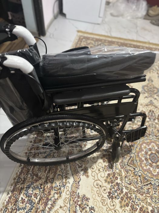Инвалидная коляска