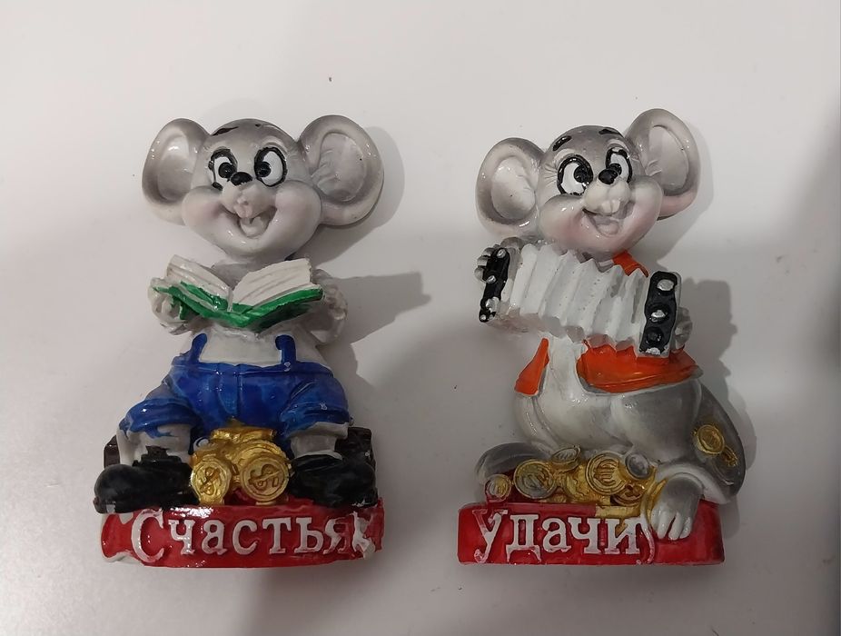 Магнитики на холодильник