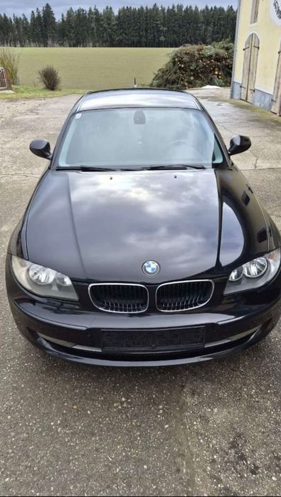 BMW seria 1 an 2011