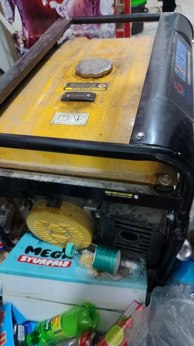 Divijok ginirator sotiladi