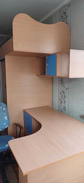 Спальный гарнитур для подростка