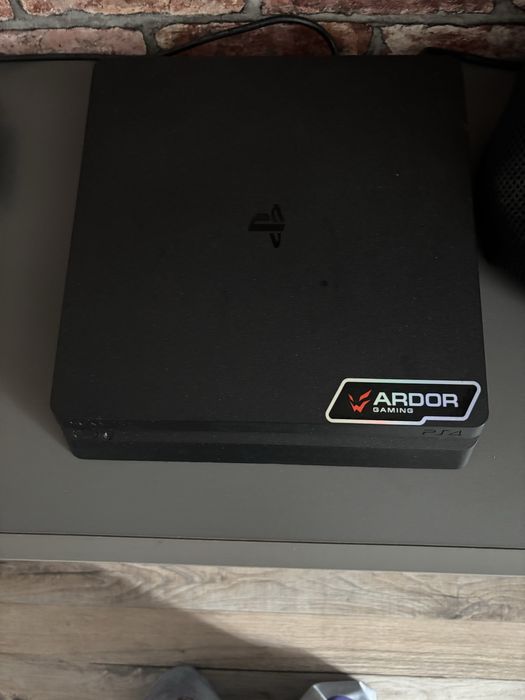 PlayStation 4 1TB
