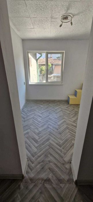 Дава се под наем Двустаен апартамент в София, Левски - 55 кв.м за 350 € - Снимка #1