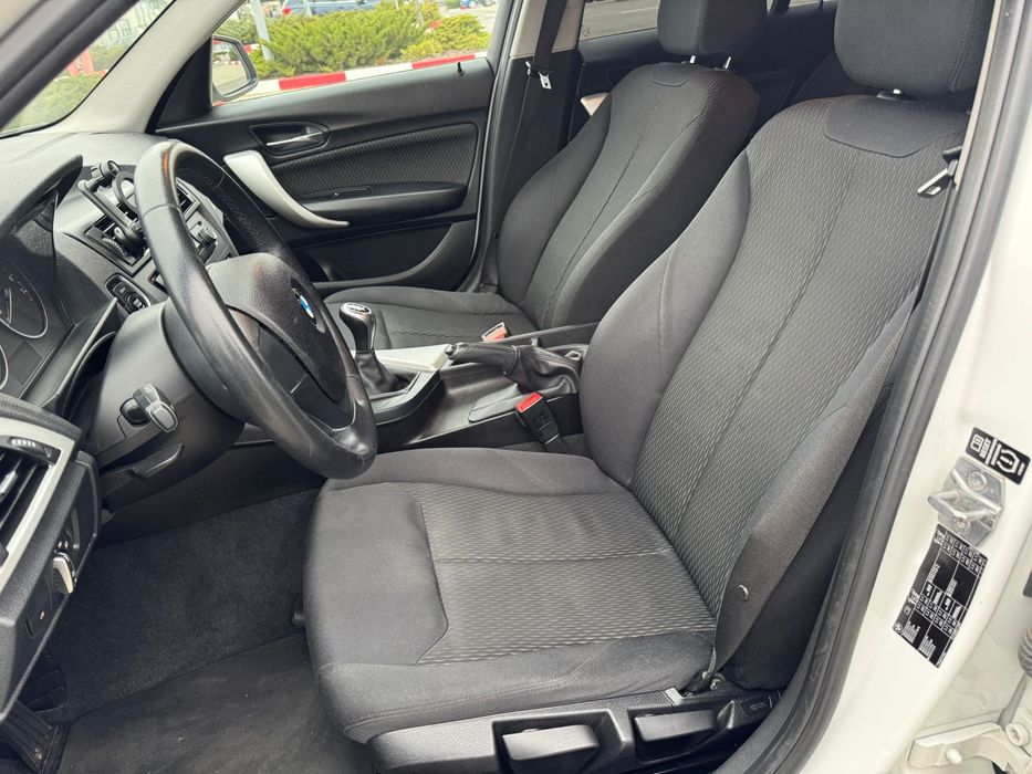BMW Seria 1 F20 116i Manual