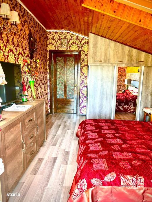 Vanzare - Casa P+M, teren de 758 mp
