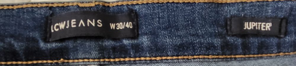 Продам джинсы LCWaikiki