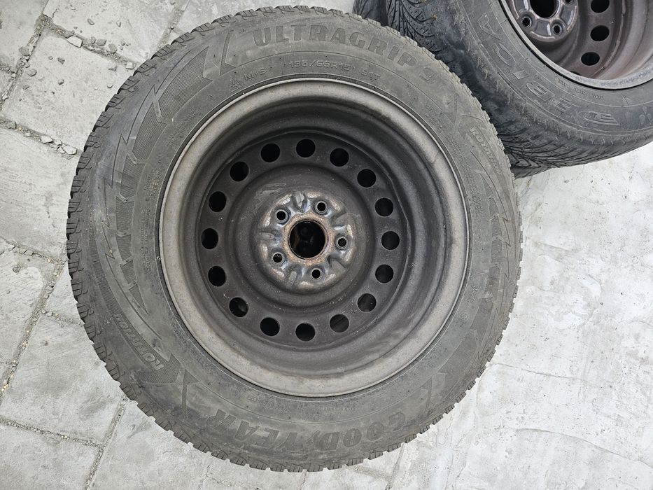 4 броя гуми с джанти GOODYEAR 195/65/16