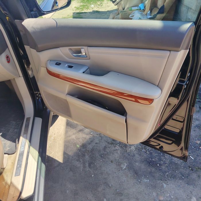 Продам lexus  rs 350