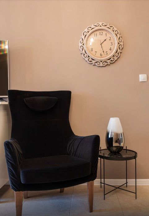 Дава се под наем Двустаен апартамент в София, Докторски паметник - 80 кв.м за 697.17 € - Снимка #4