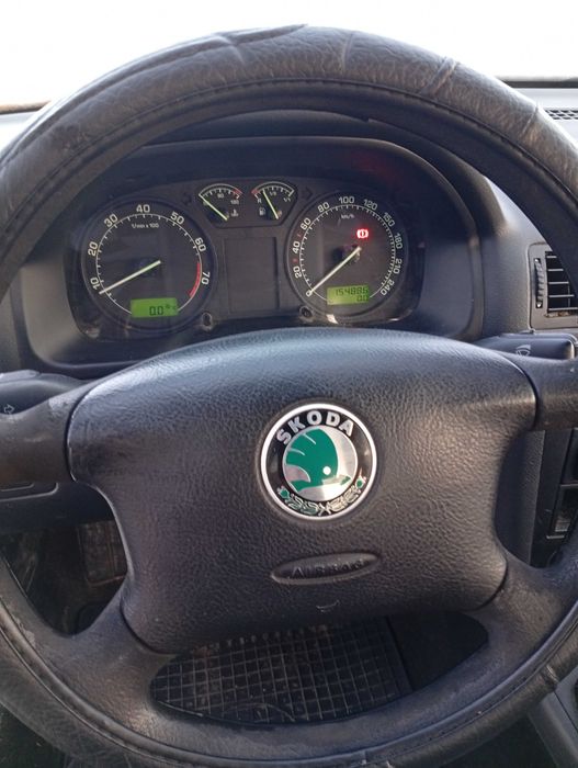 Skoda Octavia Tour 1,6 Benzina