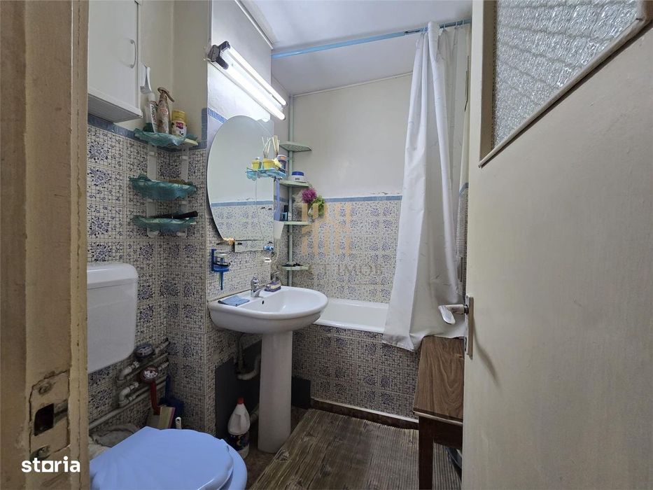 Vanzare 2 camere , Zona Bobalna