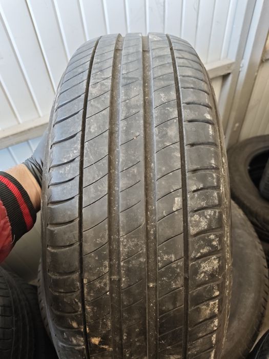 215/65/17 Michelin Premacy 3
