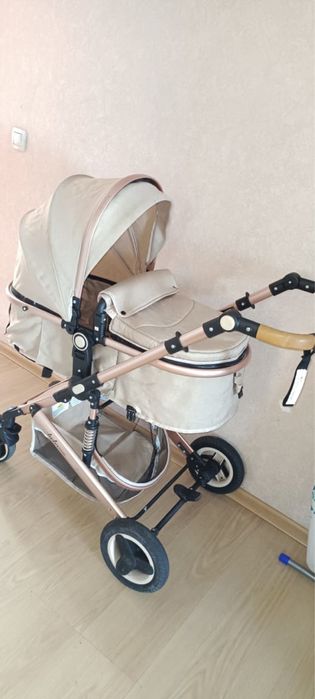 Коляска в хорошем состоянии
