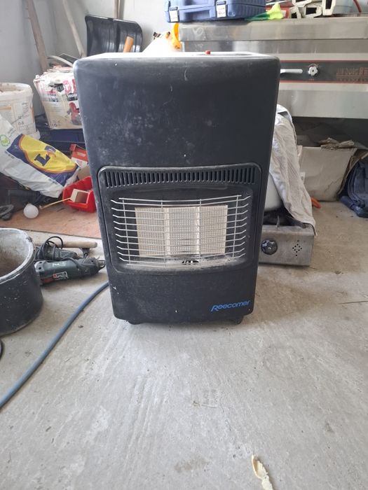 Încălzitor  aer cald  cu motorina INTENSIV
