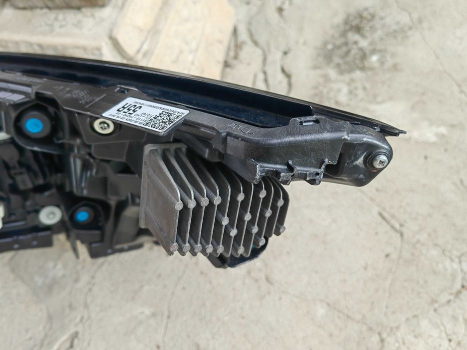 Фар Toyota CH-R 2025 LED десен / Фар Toyota CHR LED / Фар Тойота ЦХР Оригинален